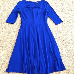 TAHARI Arthur S. Levine Royal Blue Dress Size 4